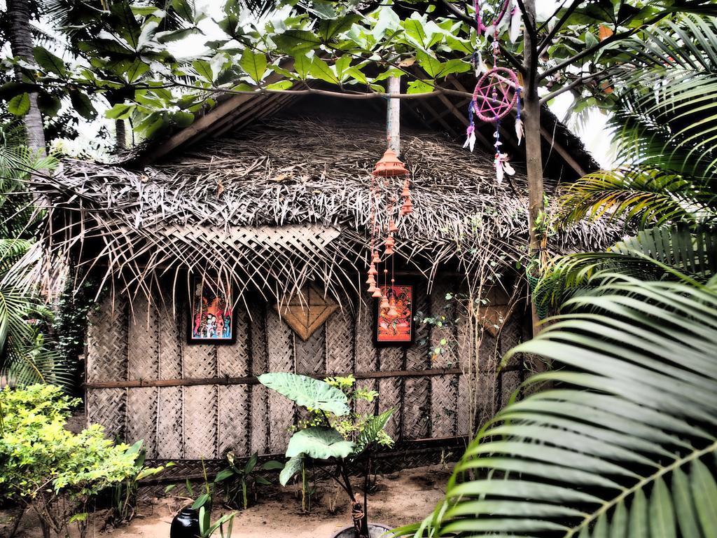 The Palm Trees Resort Patnem Beach Exterior photo