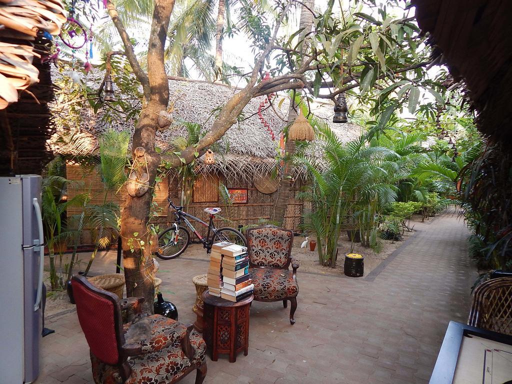 The Palm Trees Resort Patnem Beach Exterior photo